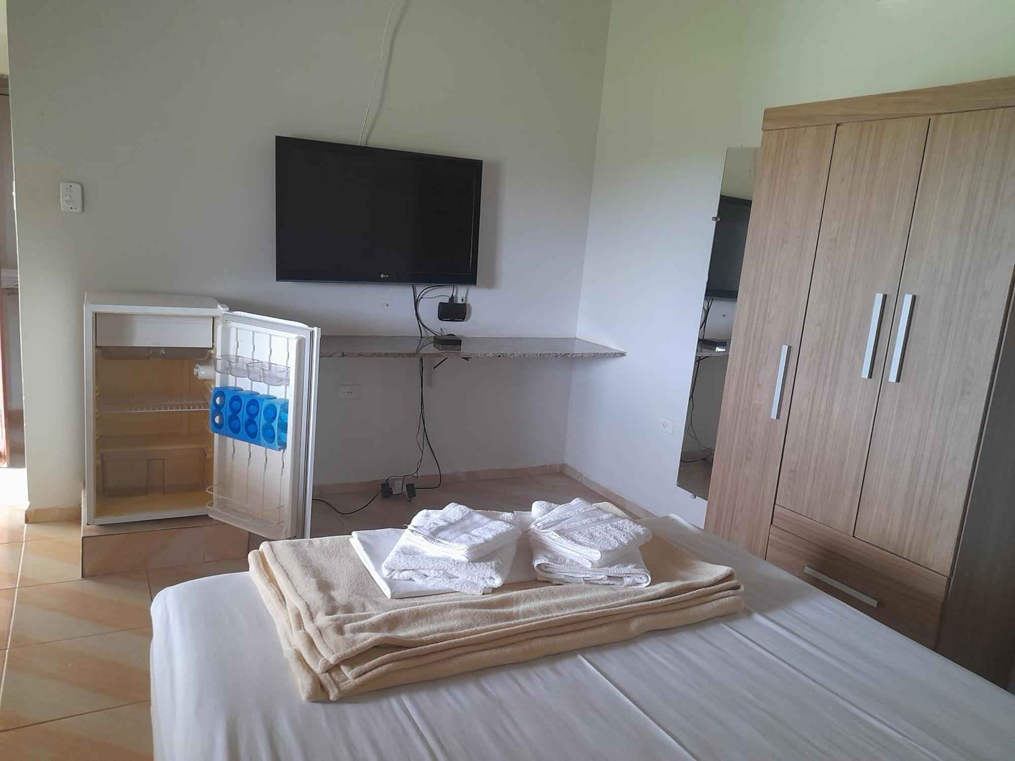 פיראז'ו Hotel Fazenda Recanto Do Monte Alegre מראה חיצוני תמונה